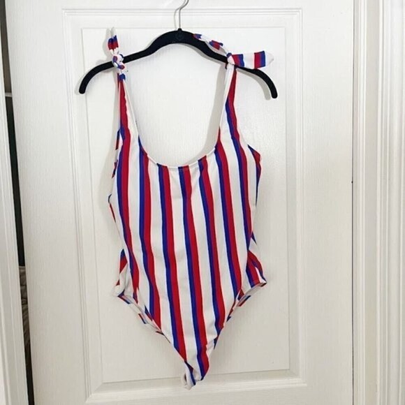 No Boundaries Patriotic One Piece Stripes Adjustable Strap High Leg Swimsuit - Picture 1 of 10
